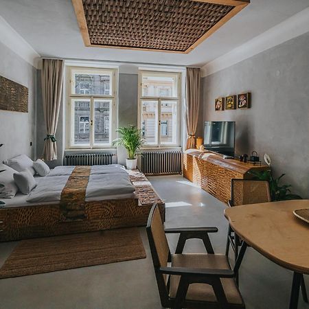 Bohemian Experience Aparthotel Prague Ngoại thất bức ảnh