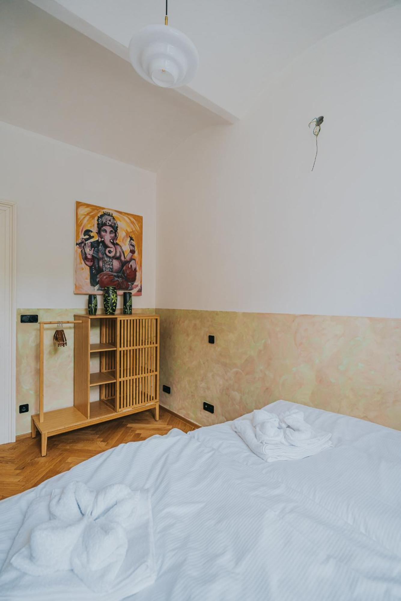 Bohemian Experience Aparthotel Prague Ngoại thất bức ảnh