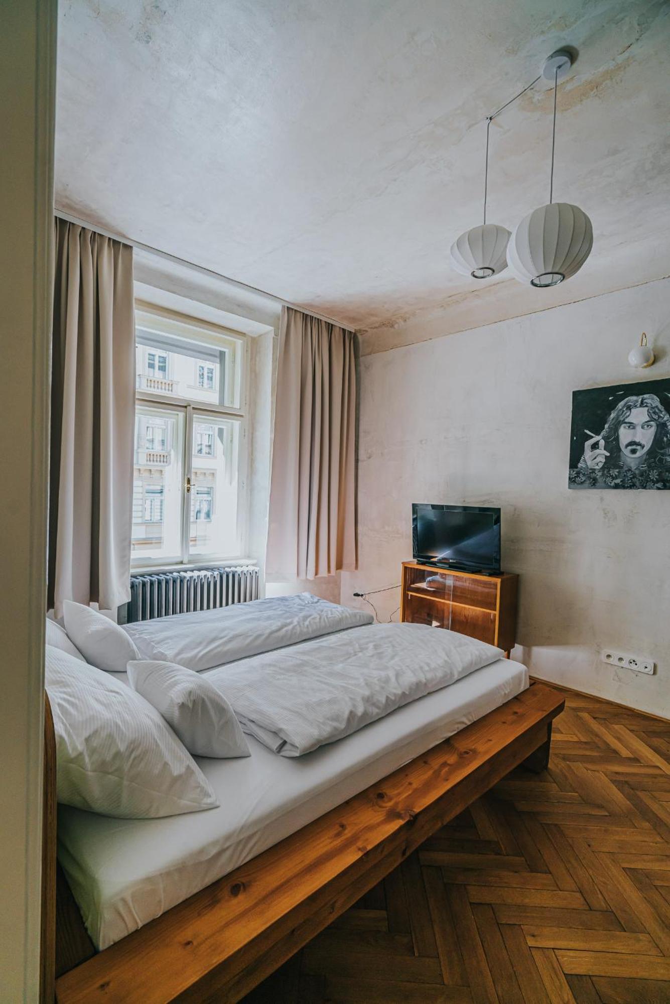 Bohemian Experience Aparthotel Prague Ngoại thất bức ảnh