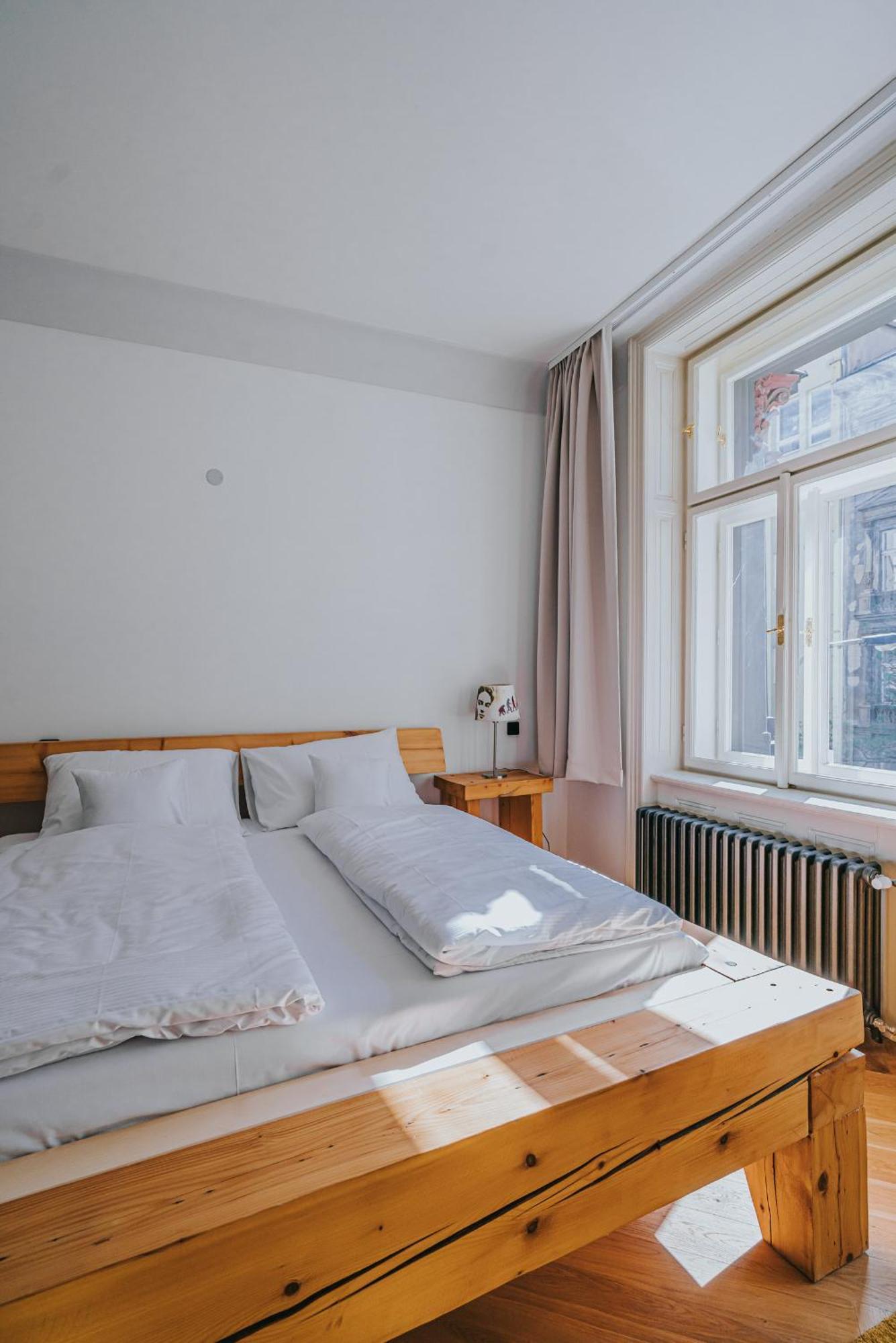 Bohemian Experience Aparthotel Prague Ngoại thất bức ảnh